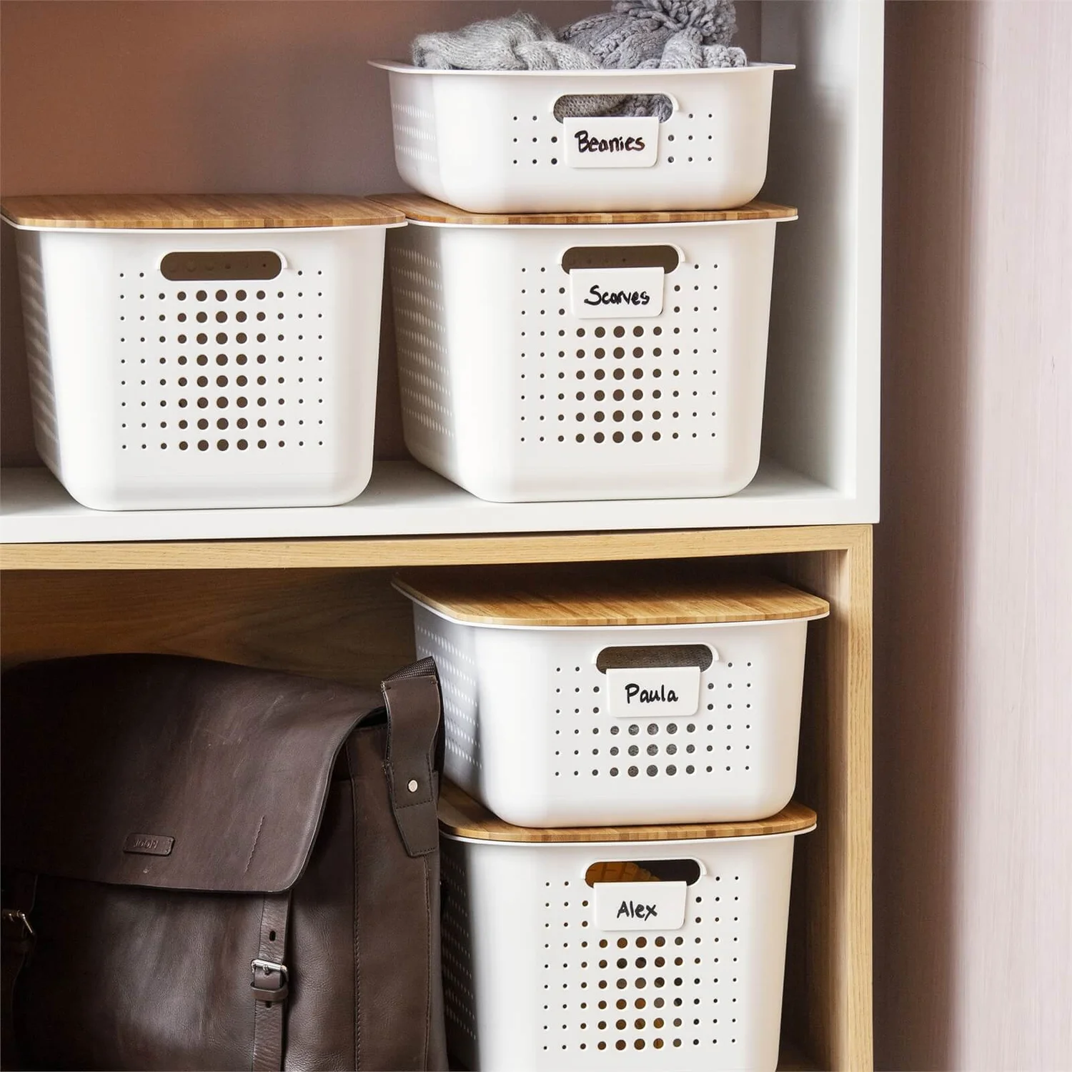 Smartstore 13L Wardrobe Basket - White 6 Smartstore 13L Wardrobe Basket - White - Image 4